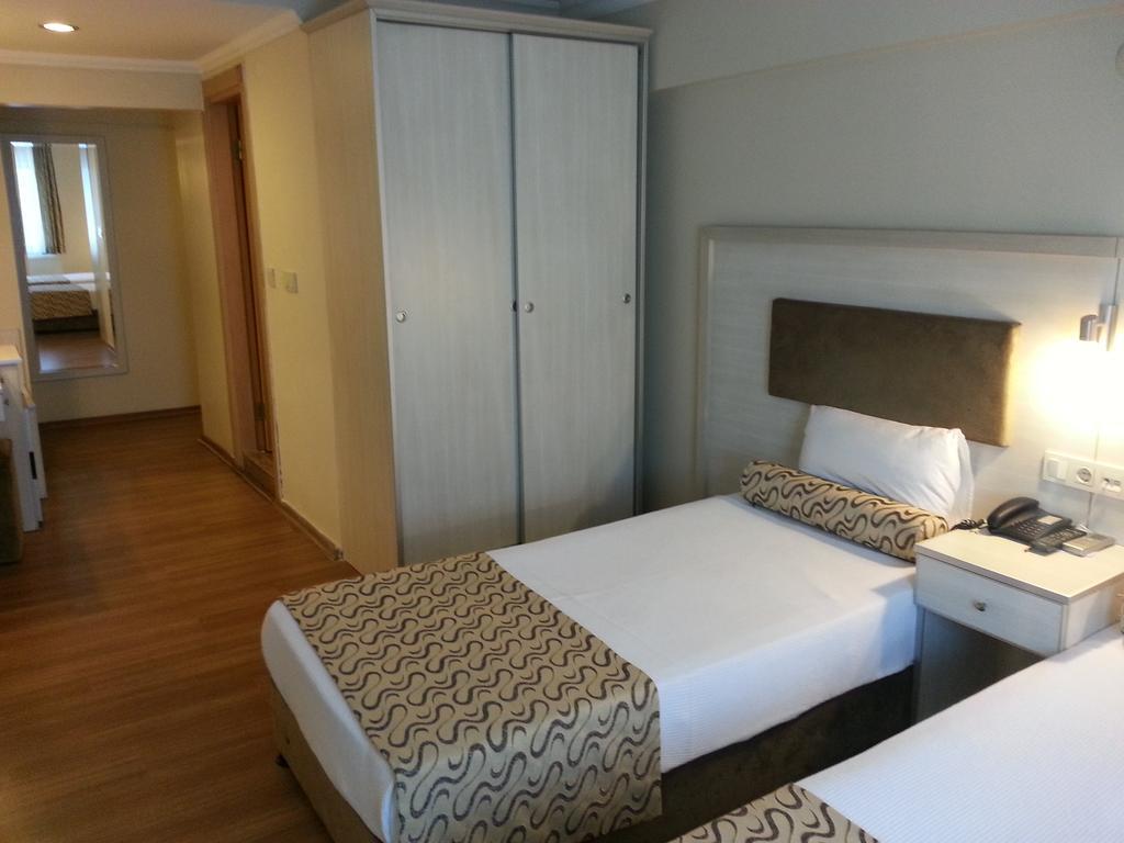 Grand Zeybek Hotel Smirne Esterno foto