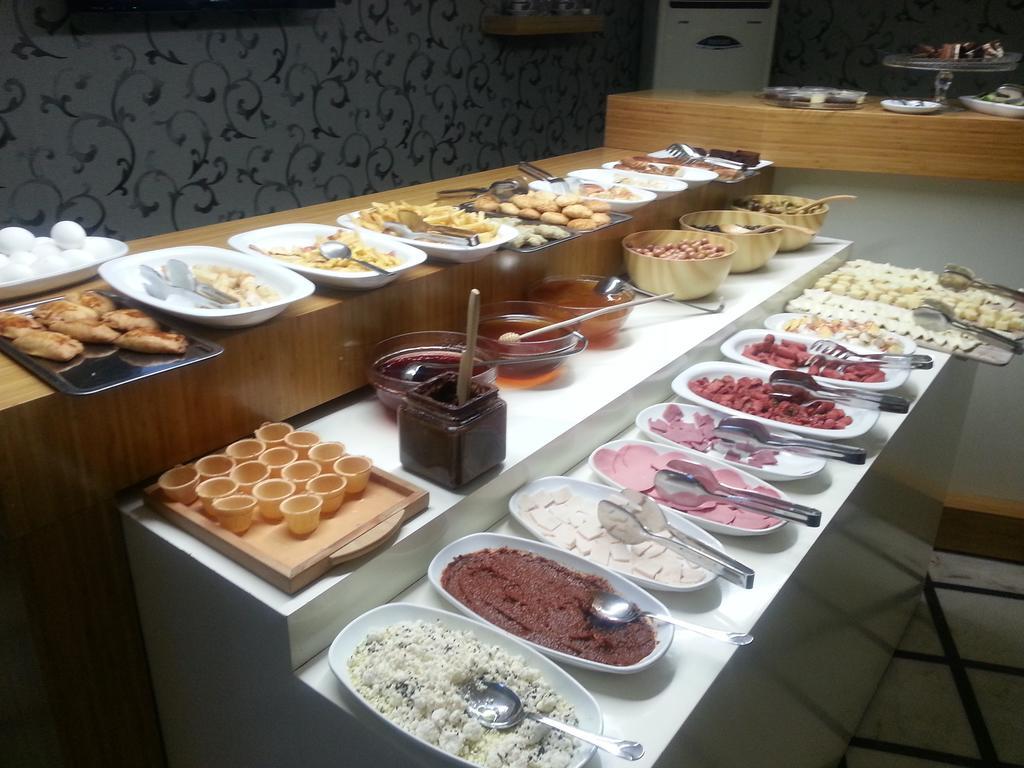 Grand Zeybek Hotel Smirne Esterno foto