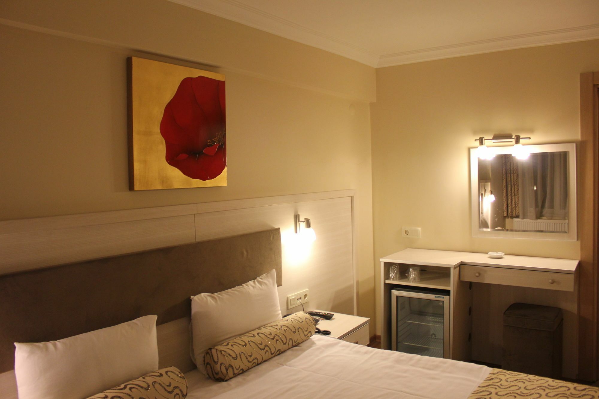 Grand Zeybek Hotel Smirne Esterno foto