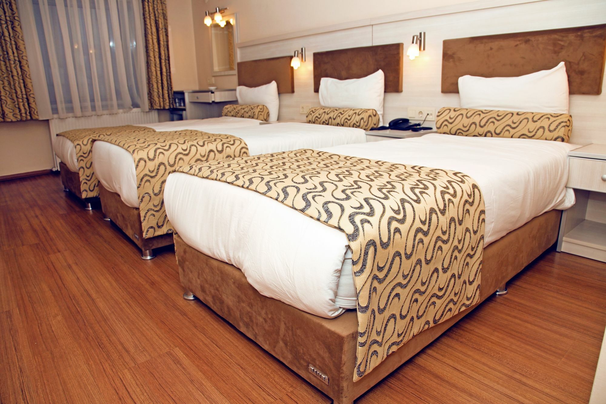Grand Zeybek Hotel Smirne Esterno foto