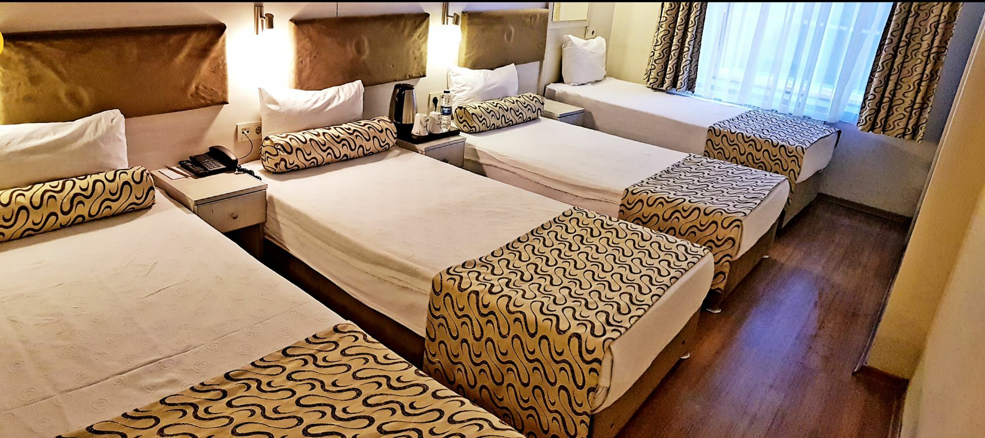 Grand Zeybek Hotel Smirne Esterno foto